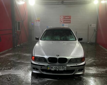 Серый БМВ 5 Серия, объемом двигателя 2.5 л и пробегом 280 тыс. км за 4500 $, фото 2 на Automoto.ua