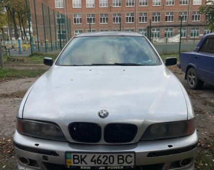 Серый БМВ 5 Серия, объемом двигателя 2.5 л и пробегом 280 тыс. км за 4500 $, фото 1 на Automoto.ua