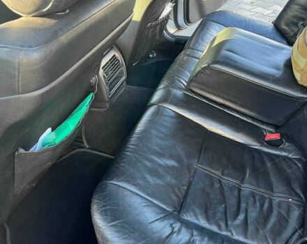 Серый БМВ 5 Серия, объемом двигателя 2.5 л и пробегом 300 тыс. км за 3500 $, фото 6 на Automoto.ua