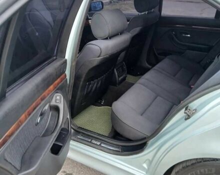 Серый БМВ 5 Серия, объемом двигателя 3 л и пробегом 350 тыс. км за 3800 $, фото 1 на Automoto.ua