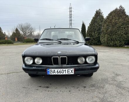 Серый БМВ 5 Серия, объемом двигателя 2.8 л и пробегом 300 тыс. км за 1200 $, фото 3 на Automoto.ua