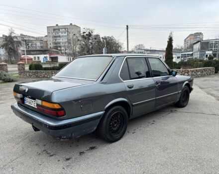 Серый БМВ 5 Серия, объемом двигателя 2.8 л и пробегом 300 тыс. км за 1200 $, фото 4 на Automoto.ua