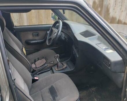 Серый БМВ 5 Серия, объемом двигателя 2.69 л и пробегом 260 тыс. км за 1500 $, фото 3 на Automoto.ua