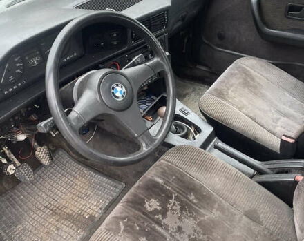 Сірий БМВ 5 Серія, об'ємом двигуна 2.4 л та пробігом 384 тис. км за 1600 $, фото 9 на Automoto.ua