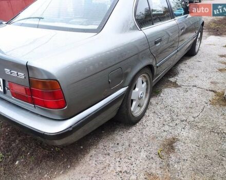 Сірий БМВ 5 Серія, об'ємом двигуна 3.5 л та пробігом 302 тис. км за 2400 $, фото 5 на Automoto.ua