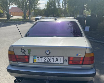 Серый БМВ 5 Серия, объемом двигателя 3 л и пробегом 450 тыс. км за 2200 $, фото 4 на Automoto.ua