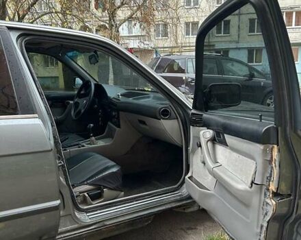 Серый БМВ 5 Серия, объемом двигателя 2 л и пробегом 310 тыс. км за 1750 $, фото 13 на Automoto.ua