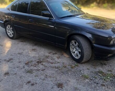 Серый БМВ 5 Серия, объемом двигателя 2.5 л и пробегом 150 тыс. км за 2500 $, фото 3 на Automoto.ua