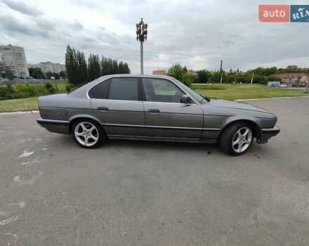 Серый БМВ 5 Серия, объемом двигателя 3.43 л и пробегом 410 тыс. км за 4999 $, фото 4 на Automoto.ua