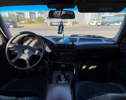 Серый БМВ 5 Серия, объемом двигателя 2.5 л и пробегом 170 тыс. км за 3500 $, фото 15 на Automoto.ua