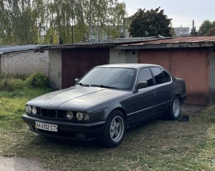 Серый БМВ 5 Серия, объемом двигателя 2.5 л и пробегом 263 тыс. км за 1499 $, фото 3 на Automoto.ua