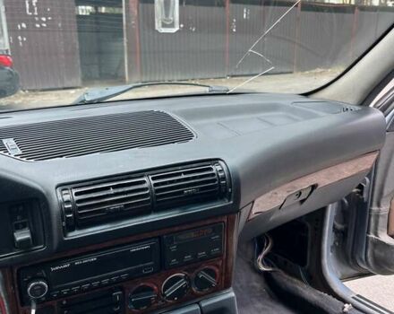 Серый БМВ 5 Серия, объемом двигателя 2 л и пробегом 440 тыс. км за 2600 $, фото 11 на Automoto.ua