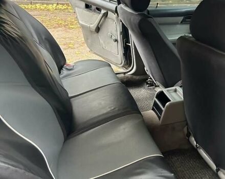 Серый БМВ 5 Серия, объемом двигателя 2 л и пробегом 310 тыс. км за 1750 $, фото 12 на Automoto.ua