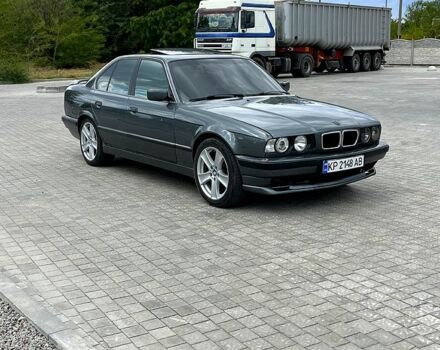 Серый БМВ 5 Серия, объемом двигателя 3 л и пробегом 78 тыс. км за 2999 $, фото 1 на Automoto.ua