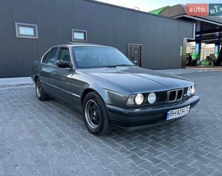 Серый БМВ 5 Серия, объемом двигателя 2 л и пробегом 380 тыс. км за 3200 $, фото 3 на Automoto.ua