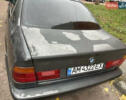 Серый БМВ 5 Серия, объемом двигателя 2 л и пробегом 310 тыс. км за 1750 $, фото 2 на Automoto.ua