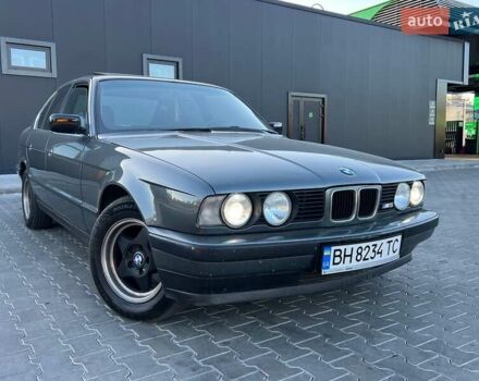 Серый БМВ 5 Серия, объемом двигателя 2 л и пробегом 380 тыс. км за 3200 $, фото 5 на Automoto.ua