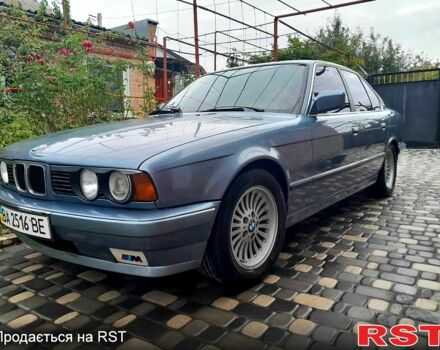 Серый БМВ 5 Серия, объемом двигателя 2 л и пробегом 300 тыс. км за 2600 $, фото 1 на Automoto.ua