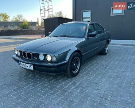 Серый БМВ 5 Серия, объемом двигателя 2 л и пробегом 380 тыс. км за 3200 $, фото 1 на Automoto.ua