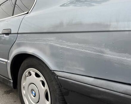 Серый БМВ 5 Серия, объемом двигателя 2 л и пробегом 440 тыс. км за 2600 $, фото 5 на Automoto.ua