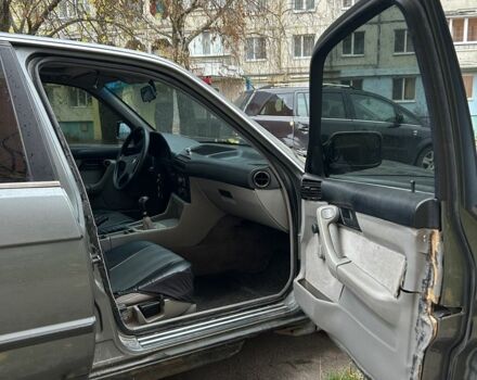 Серый БМВ 5 Серия, объемом двигателя 2 л и пробегом 310 тыс. км за 1750 $, фото 14 на Automoto.ua