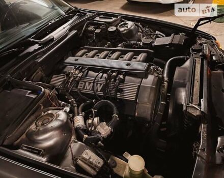 Сірий БМВ 5 Серія, об'ємом двигуна 2 л та пробігом 400 тис. км за 3800 $, фото 3 на Automoto.ua