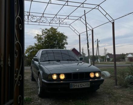 Серый БМВ 5 Серия, объемом двигателя 2.4 л и пробегом 300 тыс. км за 3000 $, фото 6 на Automoto.ua