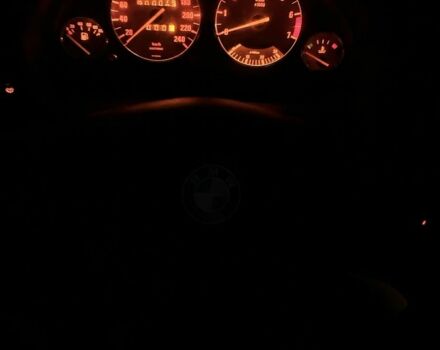 Серый БМВ 5 Серия, объемом двигателя 2 л и пробегом 222 тыс. км за 1900 $, фото 7 на Automoto.ua