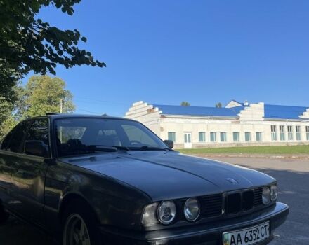 Серый БМВ 5 Серия, объемом двигателя 2.5 л и пробегом 263 тыс. км за 1499 $, фото 2 на Automoto.ua