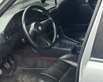 Серый БМВ 5 Серия, объемом двигателя 3 л и пробегом 450 тыс. км за 1900 $, фото 13 на Automoto.ua