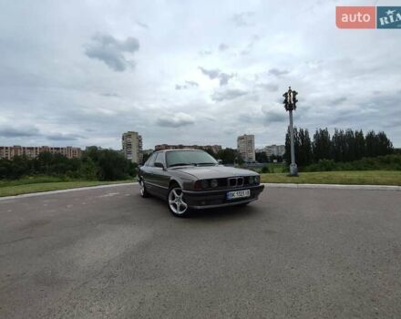 Серый БМВ 5 Серия, объемом двигателя 3.43 л и пробегом 410 тыс. км за 4999 $, фото 3 на Automoto.ua