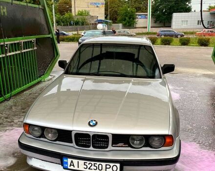 Серый БМВ 5 Серия, объемом двигателя 2 л и пробегом 346 тыс. км за 3100 $, фото 1 на Automoto.ua