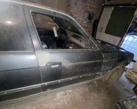 Сірий БМВ 5 Серія, об'ємом двигуна 2 л та пробігом 250 тис. км за 790 $, фото 1 на Automoto.ua