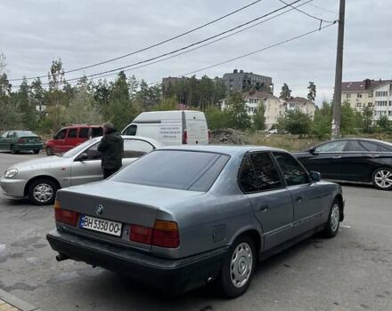 Серый БМВ 5 Серия, объемом двигателя 2 л и пробегом 440 тыс. км за 2600 $, фото 3 на Automoto.ua