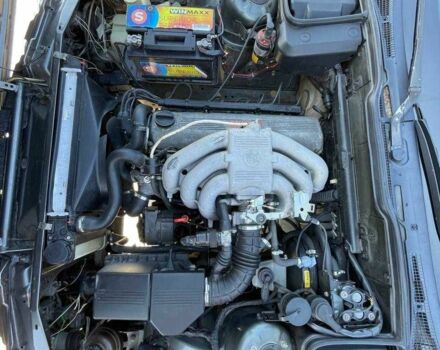 Серый БМВ 5 Серия, объемом двигателя 2 л и пробегом 255 тыс. км за 3300 $, фото 13 на Automoto.ua