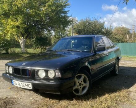 Серый БМВ 5 Серия, объемом двигателя 2 л и пробегом 500 тыс. км за 2400 $, фото 1 на Automoto.ua