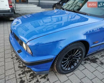 Серый БМВ 5 Серия, объемом двигателя 0.23 л и пробегом 325 тыс. км за 2350 $, фото 4 на Automoto.ua