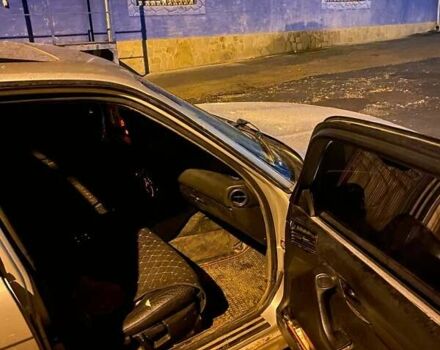 Серый БМВ 5 Серия, объемом двигателя 2.5 л и пробегом 300 тыс. км за 1550 $, фото 5 на Automoto.ua