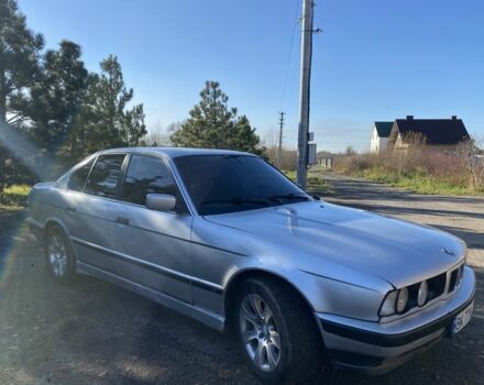 Сірий БМВ 5 Серія, об'ємом двигуна 2 л та пробігом 670 тис. км за 1550 $, фото 3 на Automoto.ua