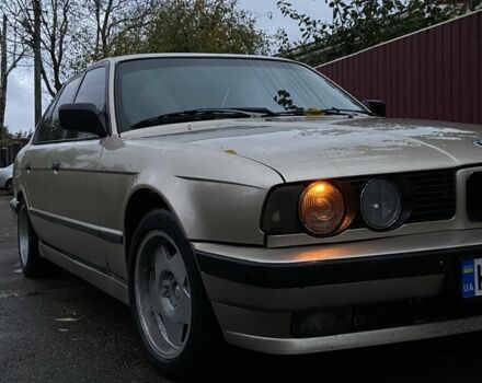 Серый БМВ 5 Серия, объемом двигателя 2 л и пробегом 333 тыс. км за 3500 $, фото 18 на Automoto.ua