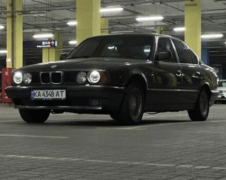 Серый БМВ 5 Серия, объемом двигателя 2 л и пробегом 250 тыс. км за 3000 $, фото 4 на Automoto.ua