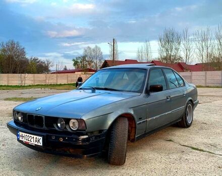 Серый БМВ 5 Серия, объемом двигателя 2 л и пробегом 0 тыс. км за 1700 $, фото 4 на Automoto.ua