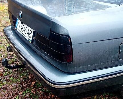 Сірий БМВ 5 Серія, об'ємом двигуна 2 л та пробігом 111 тис. км за 2600 $, фото 3 на Automoto.ua