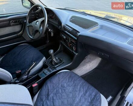 Серый БМВ 5 Серия, объемом двигателя 2 л и пробегом 295 тыс. км за 3000 $, фото 11 на Automoto.ua