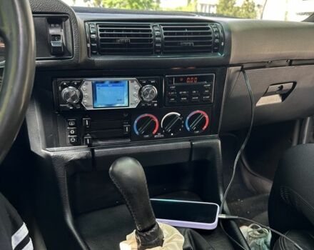 Серый БМВ 5 Серия, объемом двигателя 2 л и пробегом 250 тыс. км за 3000 $, фото 8 на Automoto.ua