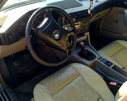 Серый БМВ 5 Серия, объемом двигателя 2.5 л и пробегом 380 тыс. км за 1700 $, фото 5 на Automoto.ua