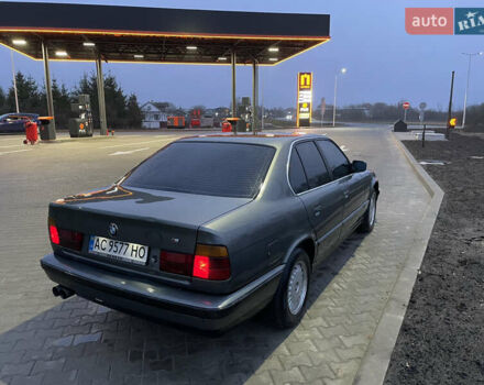 Серый БМВ 5 Серия, объемом двигателя 2.4 л и пробегом 400 тыс. км за 2500 $, фото 17 на Automoto.ua