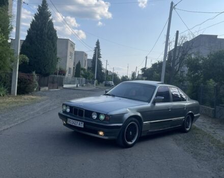 Сірий БМВ 5 Серія, об'ємом двигуна 2 л та пробігом 300 тис. км за 1300 $, фото 3 на Automoto.ua