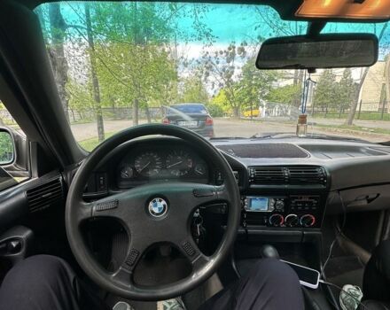 Серый БМВ 5 Серия, объемом двигателя 2 л и пробегом 250 тыс. км за 3000 $, фото 7 на Automoto.ua