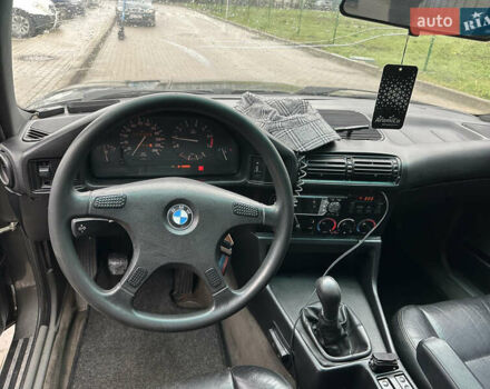 Сірий БМВ 5 Серія, об'ємом двигуна 1.99 л та пробігом 250 тис. км за 3000 $, фото 7 на Automoto.ua